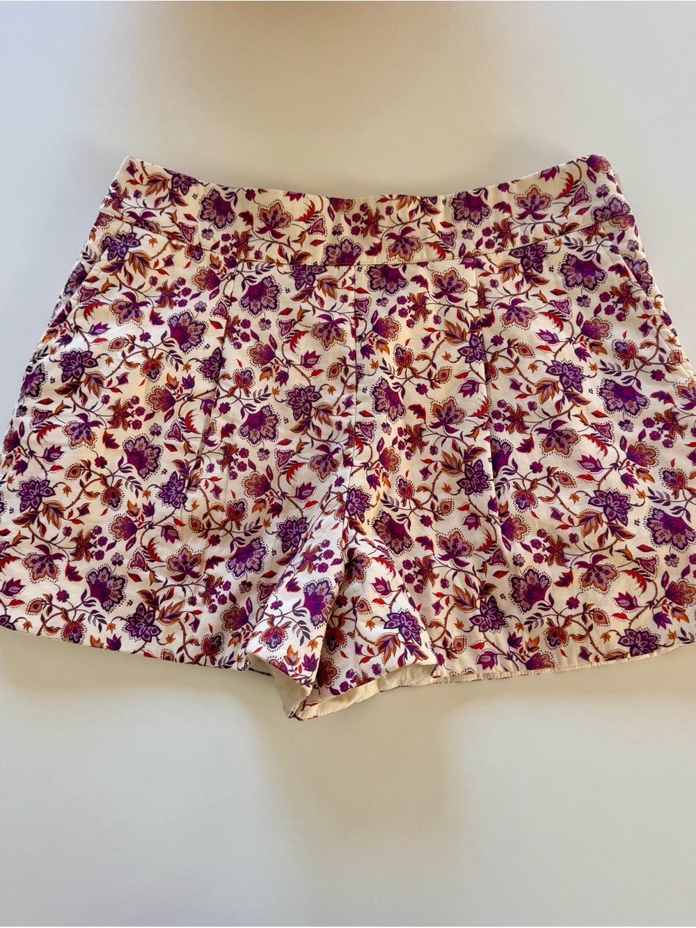 Floral High-Waist Women’s Shorts - Purple Floral on Cream